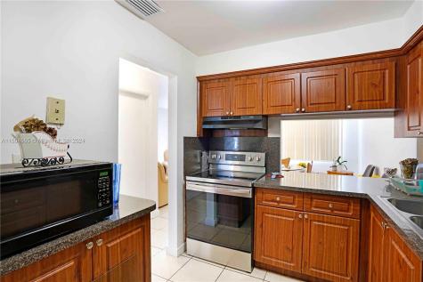 624 NW 11th Street Miami FL 33136