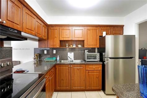 624 NW 11th Street Miami FL 33136