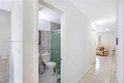 624 NW 11th Street Miami FL 33136