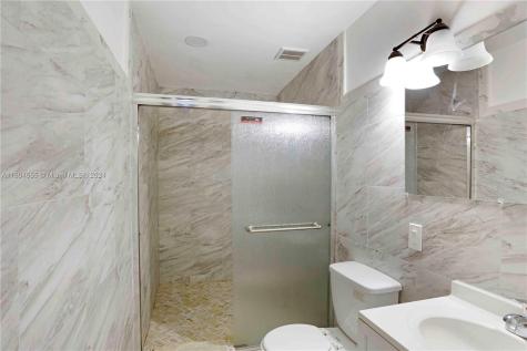 624 NW 11th Street Miami FL 33136