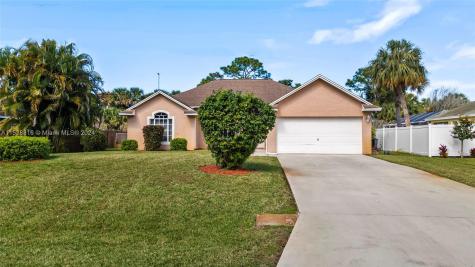 2086 SW Villanova Road Port St. Lucie FL 34953