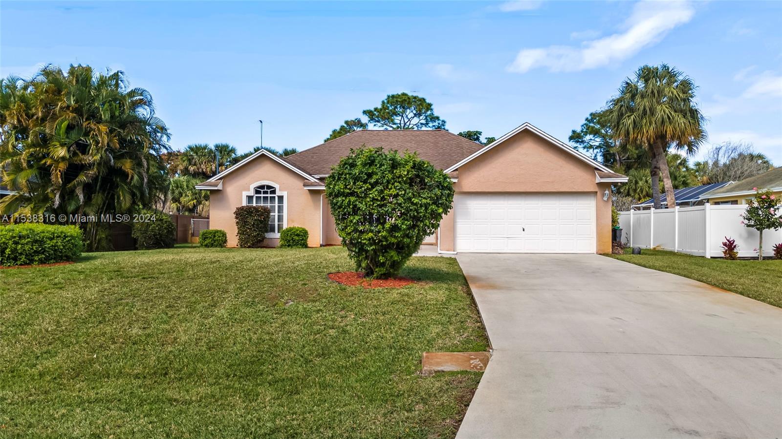 2086 SW Villanova Road Port St. Lucie FL 34953