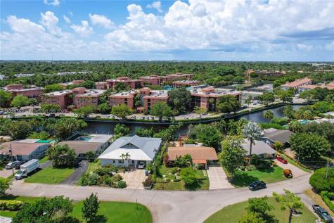 300 NW 20th Street Wilton Manors FL 33311