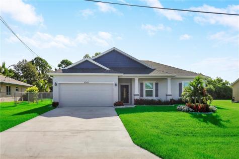 3042 SE East Blackwell Drive Port St. Lucie FL 34952