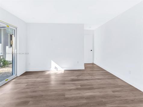 1520 NE 14th Terrace Fort Lauderdale FL 33304