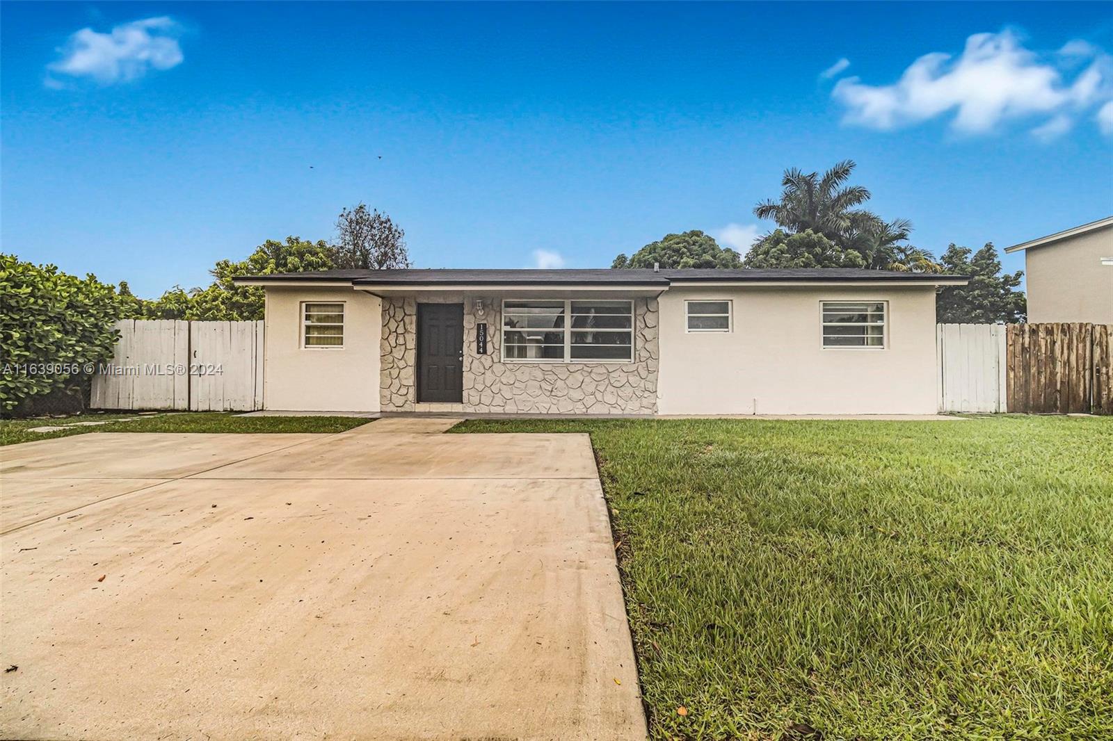 15044 SW 298th Terrace Homestead FL 33033