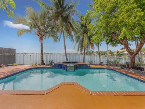 13550 SW 136th Terrace Miami FL 33186