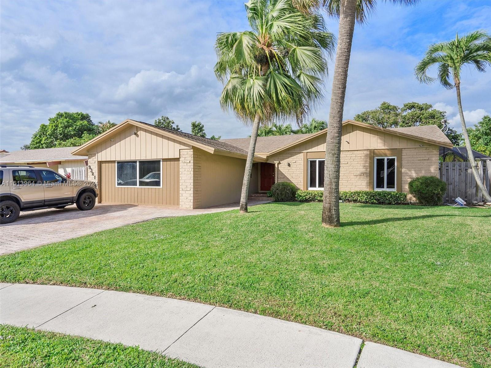 9321 NW 35th Place Sunrise FL 33351
