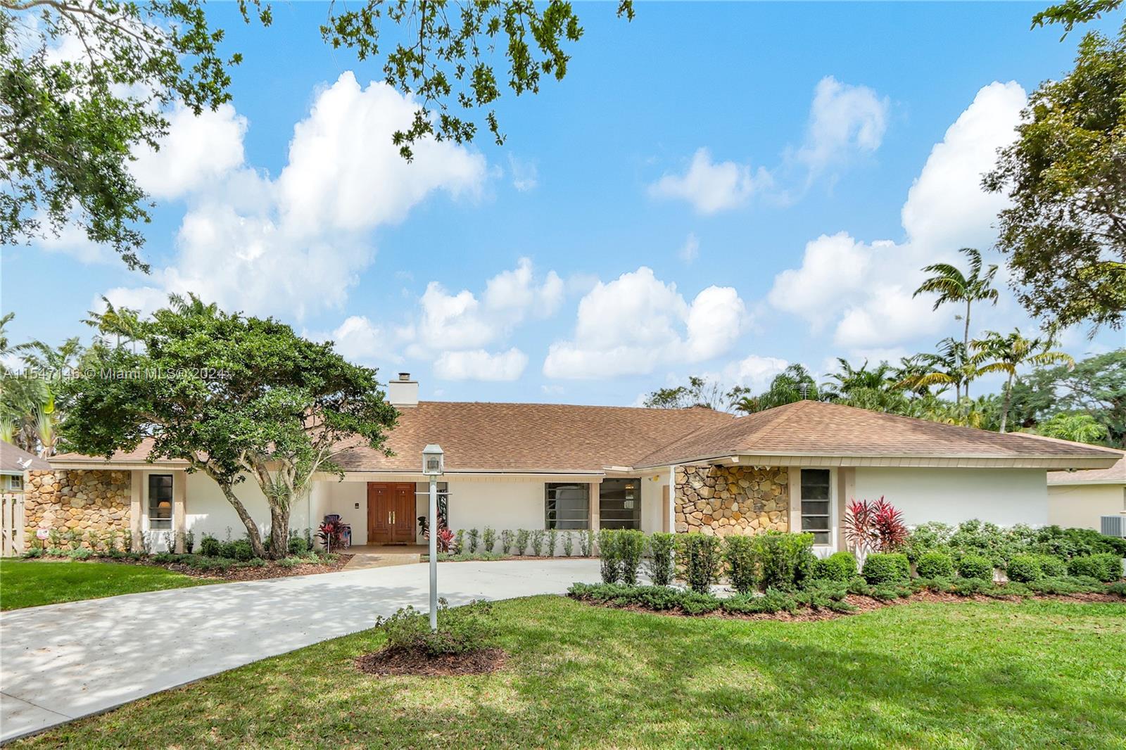 10021 SW 142nd Street Miami FL 33176