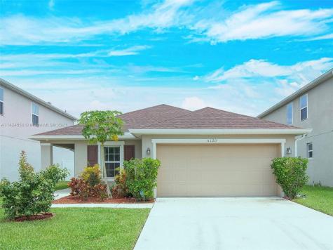 5120 NW Pine Trail Circle Port St. Lucie FL 34983