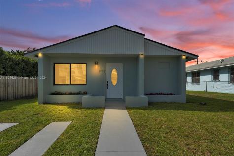 1932 NW 2nd Court Miami FL 33136
