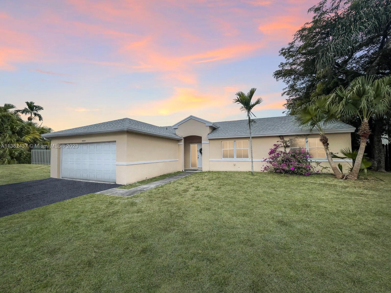 4021 SW 70th Terrace Davie FL 33314