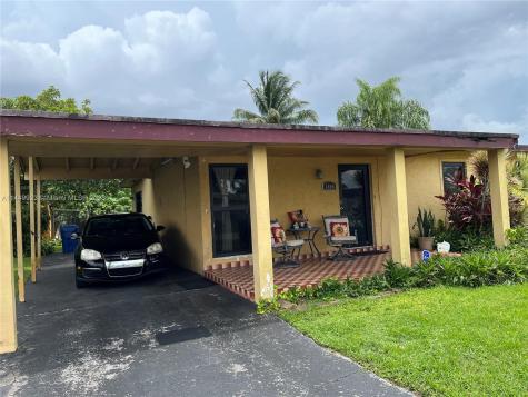 4894 NW 192nd Street Miami Gardens FL 33055