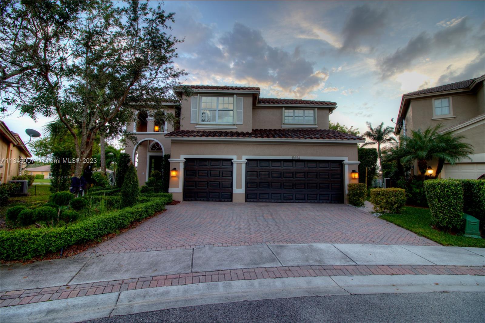 19254 Crystal Street Weston FL 33332