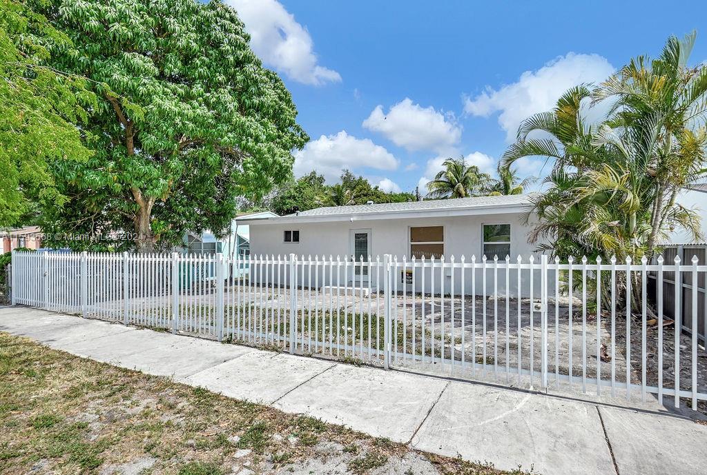 2150 NW 96th Terrace Miami FL 33147