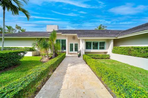 10404 SW 87th Court Miami FL 33176