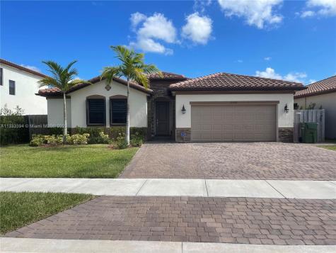 2528 SE 3rd Street Homestead FL 33033