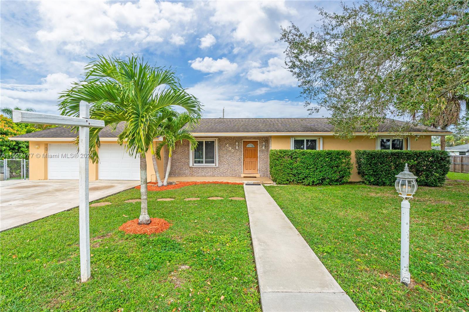 495 NW 18th Street Homestead FL 33030