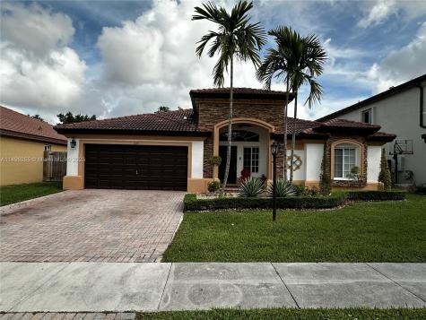 1019 NE 35th Avenue Homestead FL 33033