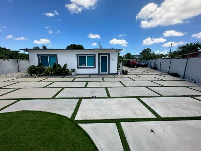 1401 E 7th Court Hialeah FL 33010