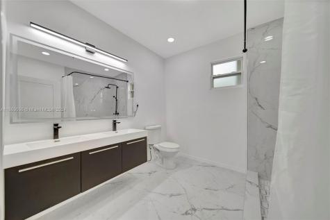 3760 NW 172nd Terrace Miami Gardens FL 33055