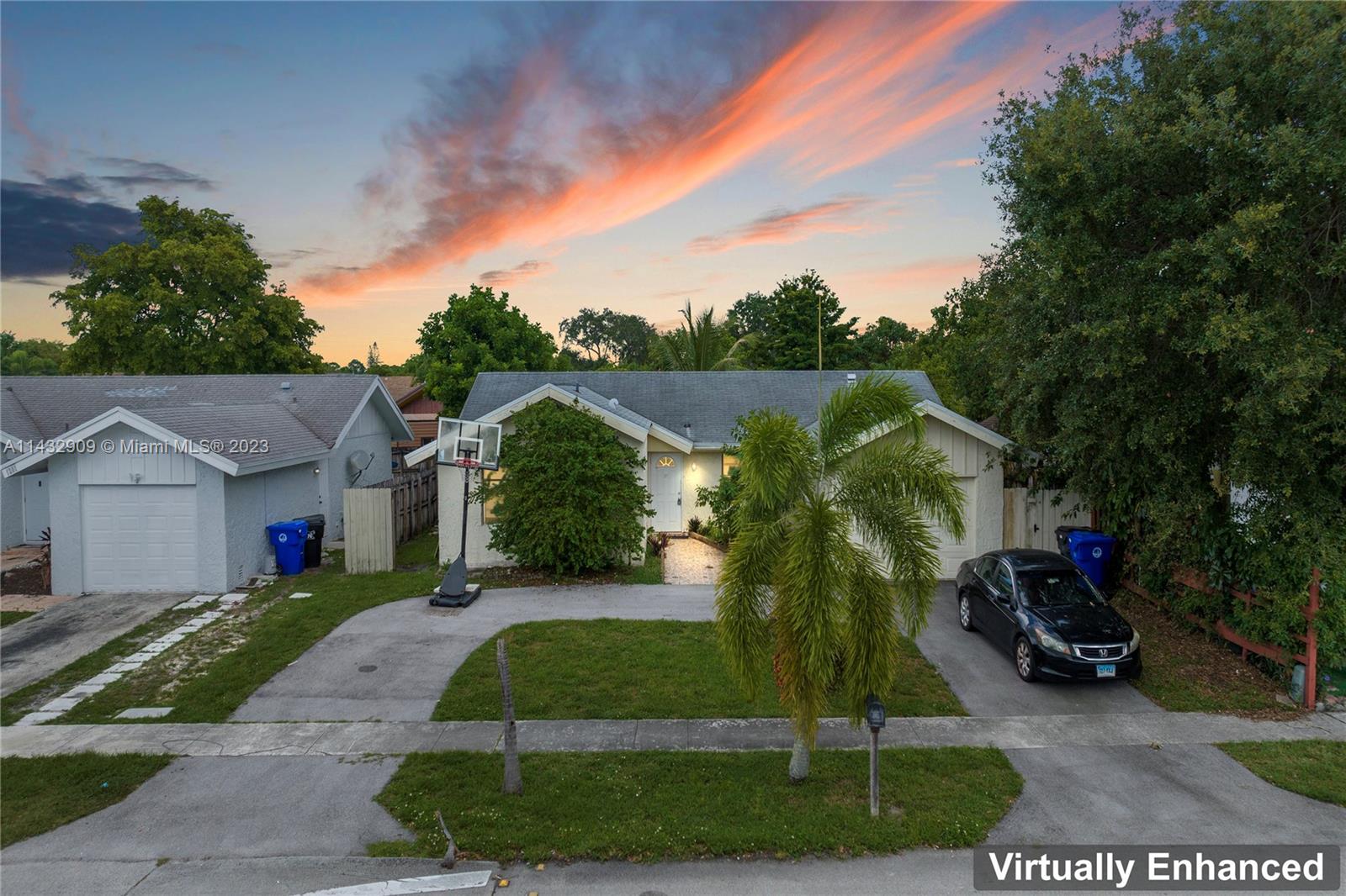 1205 SW 75th Avenue North Lauderdale FL 33068