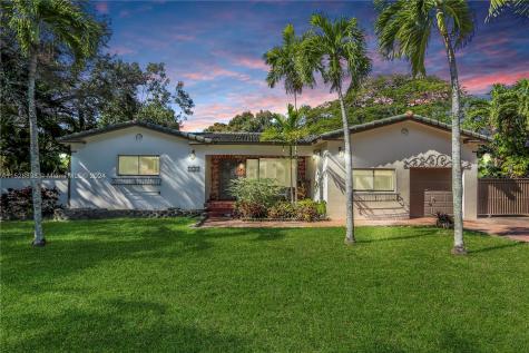 14224 NW 1st Avenue Miami FL 33168