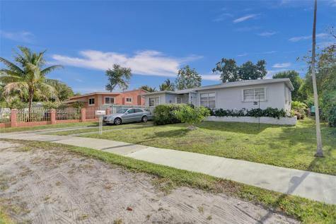 15725 NE 11th Court North Miami Beach FL 33162