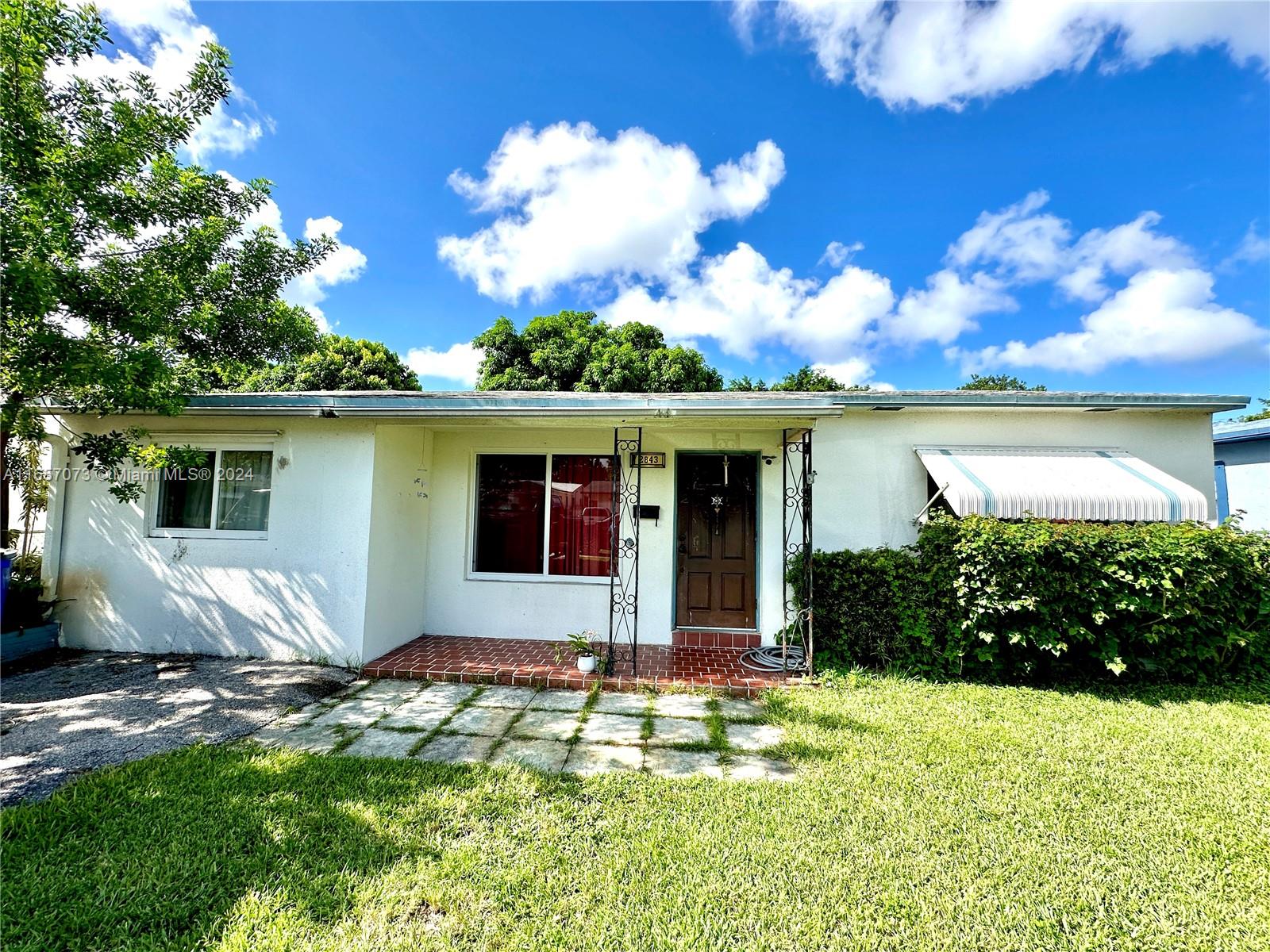 2843 Dewey Street Hollywood FL 33020
