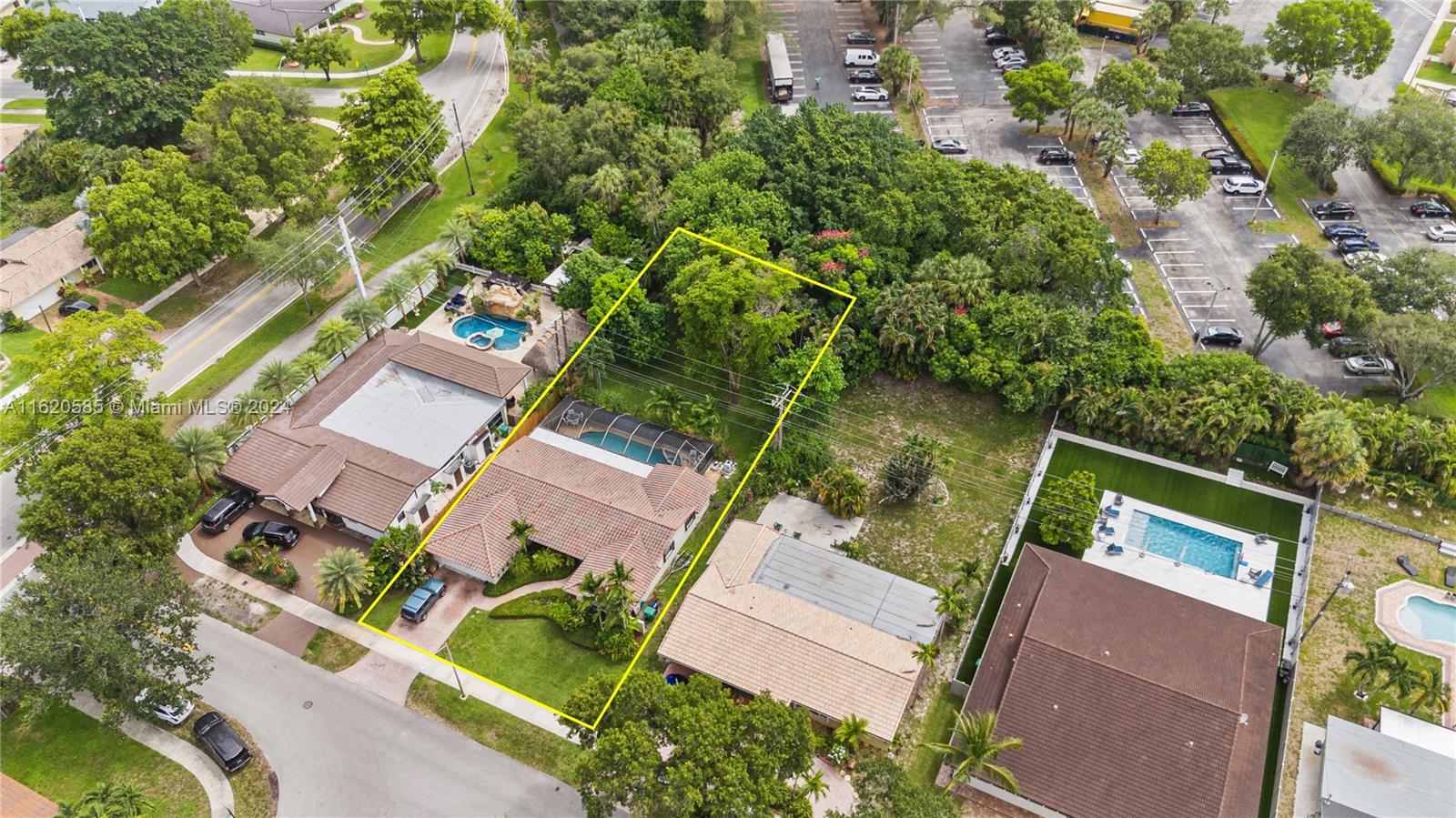 14535 Lake Candlewood Court Miami Lakes FL 33014