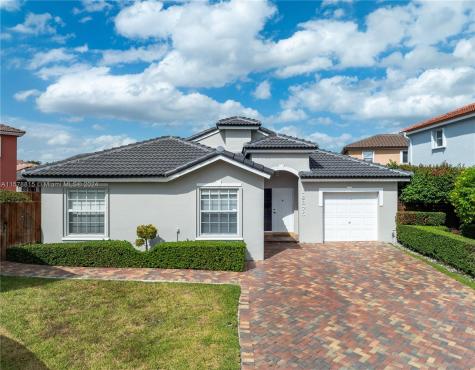 16875 SW 92nd Street Miami FL 33196