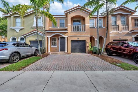 1424 SE 26th Avenue Homestead FL 33035