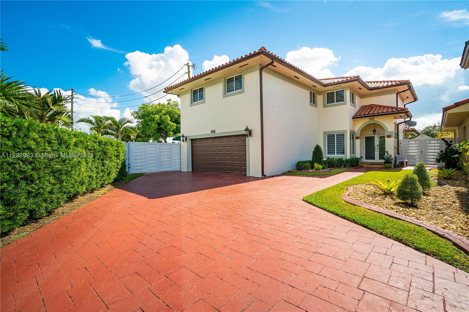 8722 NW 141st Terrace Miami Lakes FL 33018