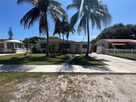 1040 NE 143rd Street North Miami FL 33161