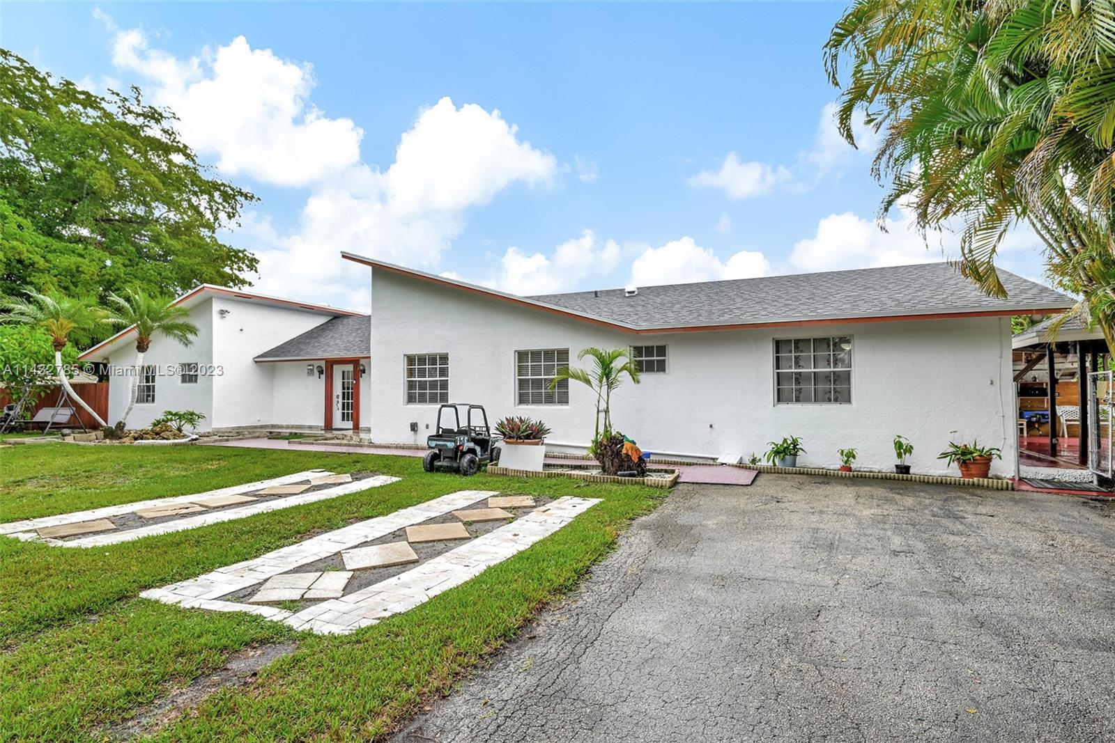 14470 SW 31st Place Davie FL 33330