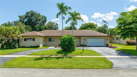 6940 NW 7th Street Plantation FL 33317