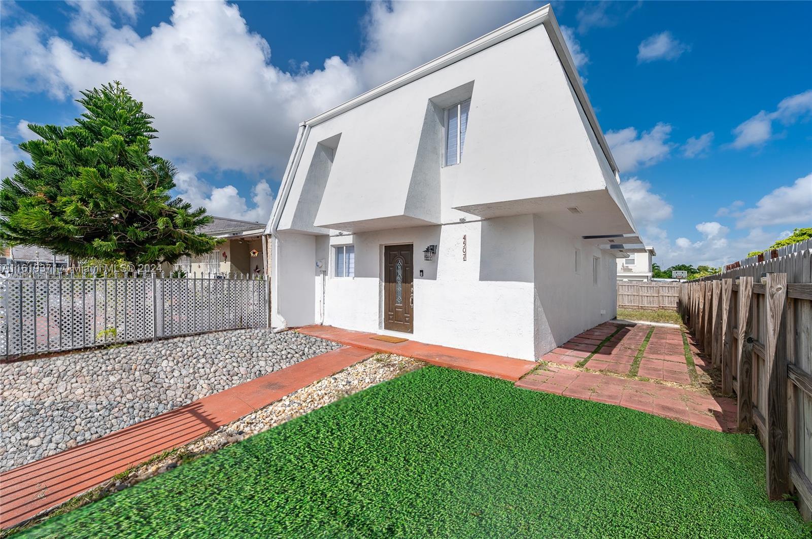 4507 NW 190th Street Miami Gardens FL 33055