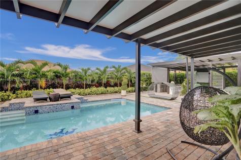 13102 SW 209th Street Miami FL 33177