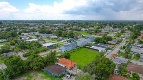18326 SW 102nd Place Miami FL 33157