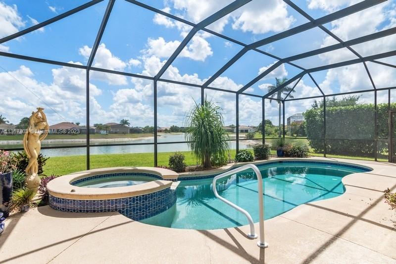 2804 Amberwood Lane Naples FL 34120