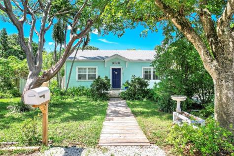 1006 NE 118th Street Biscayne Park FL 33161