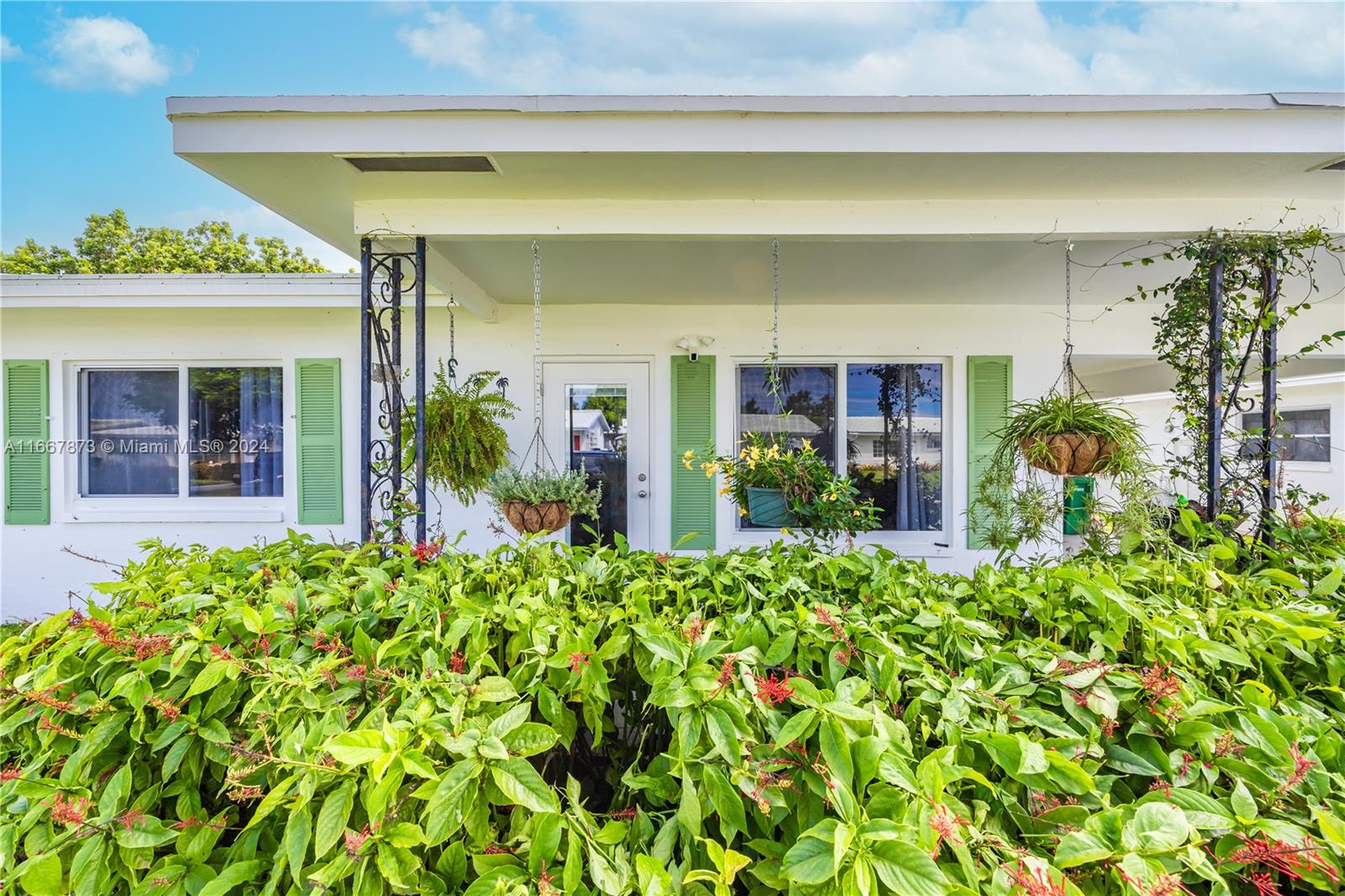 6712 NW 71st Street Tamarac FL 33321
