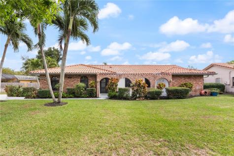 1086 NW 96th Avenue Plantation FL 33322