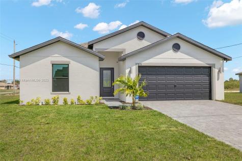 879 Yellowbird Drive Fort Myers FL 33913