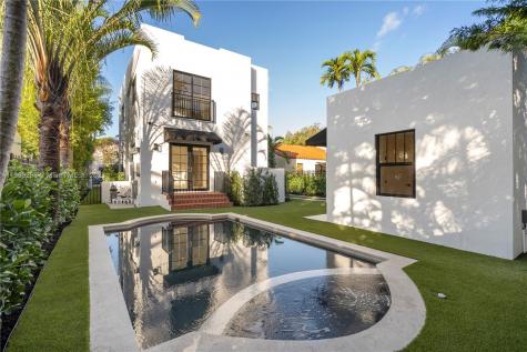 5937 NE 6th Avenue Miami FL 33137