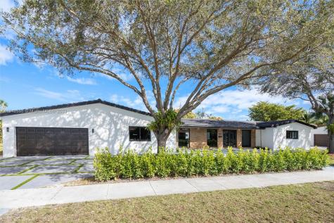 8495 SW 104th Street Miami FL 33156
