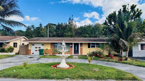 3917 E Shore Road Miramar FL 33023