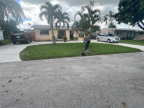 7110 Custer Street Hollywood FL 33024