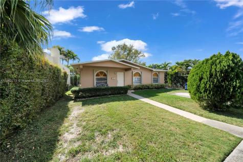 5864 SW 42nd Terrace Miami FL 33155