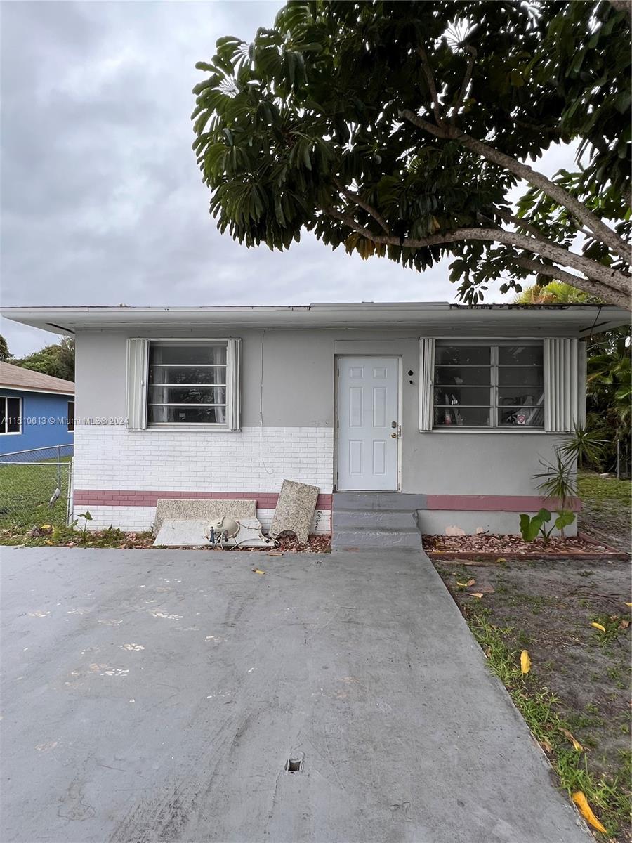 7690 NW 15th Avenue Miami FL 33147